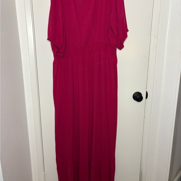 Old Navy Red Maxi Dress - Picture 2 of 2